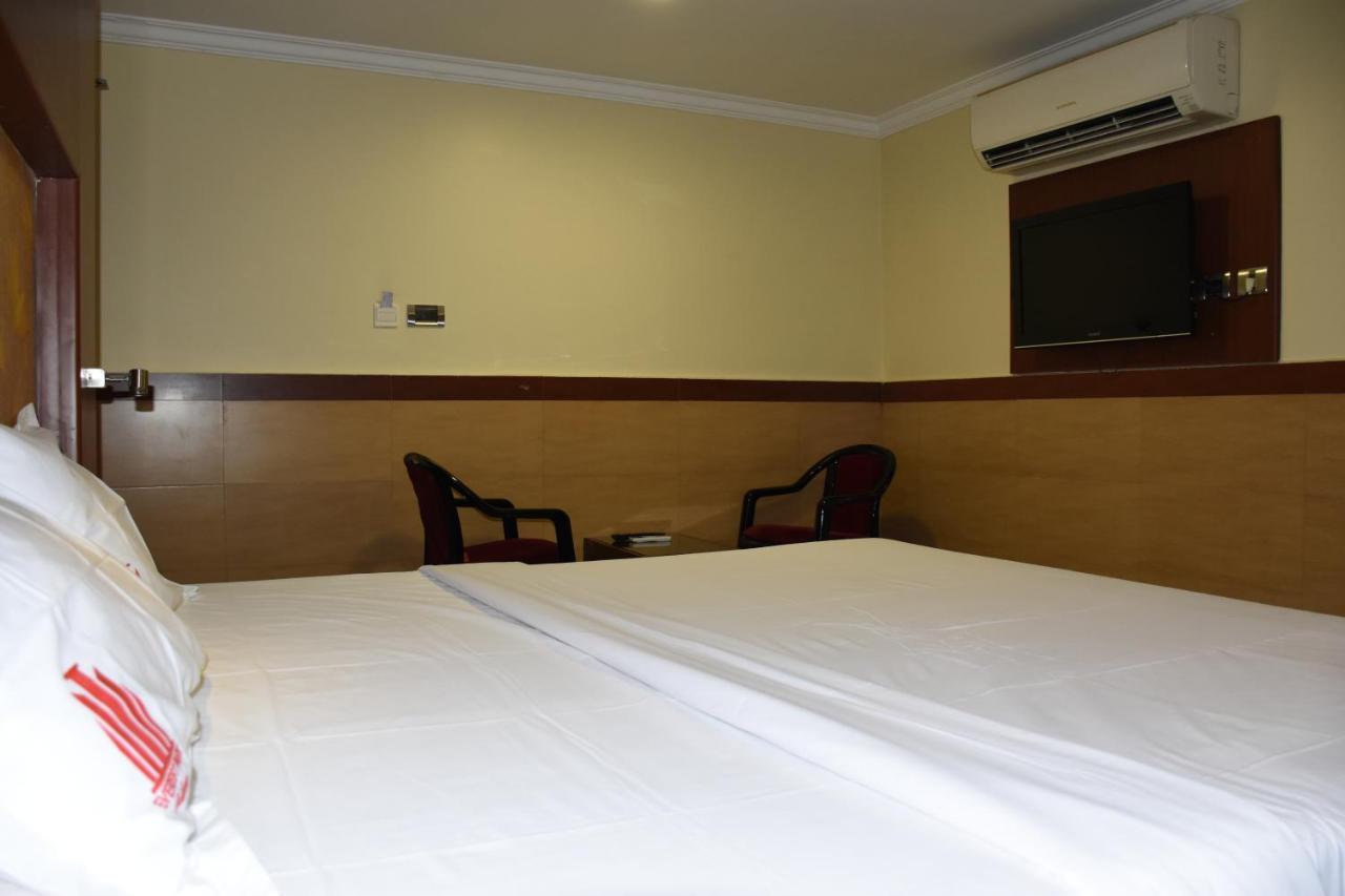 Everestparkresidency Hotel Tiruchirappalli Kültér fotó